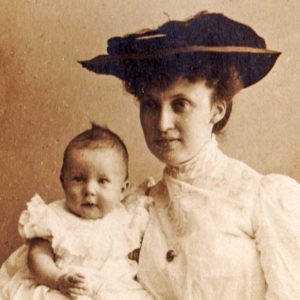 Jeanne de Vietinghoff with son Egon von Vietinghoff, 1903-1994, “Transcendentalist” painter